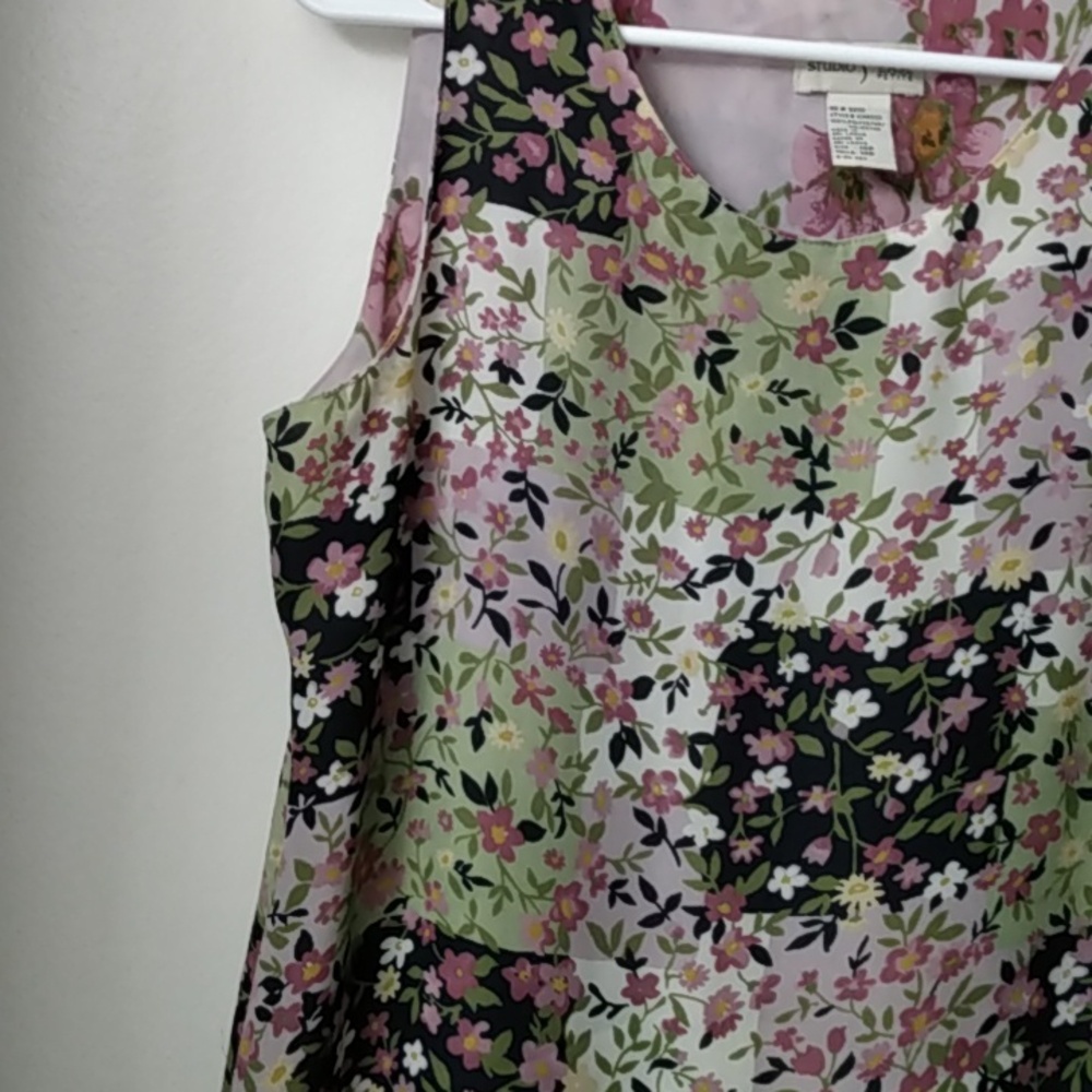 Patchwork dress size 10 petite, sleeveless, lined with a lilac floral pattern - Picture 6 of 12